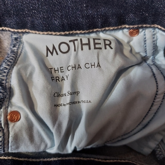 Mother Denim The Cha Cha Fray in Clean Sweep - Picture 12 of 12